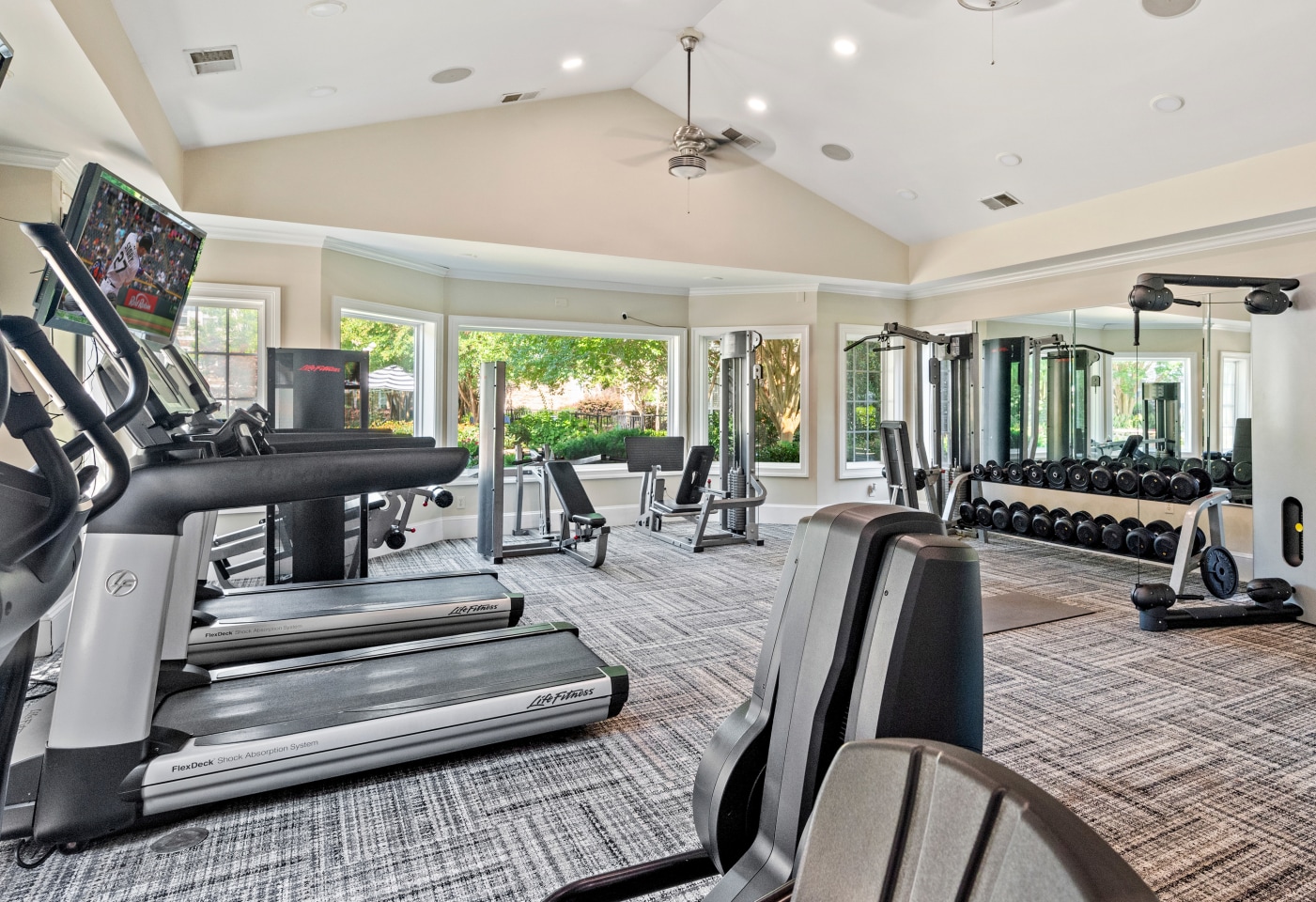 Hideaway at Greenbrier Luxury Apartments Image 18