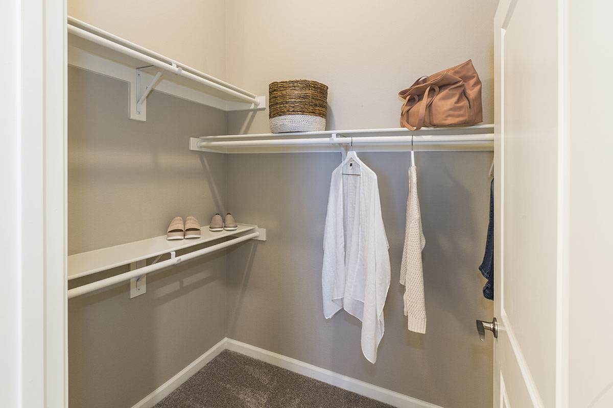 Aliso Briargate Apartments Image 7