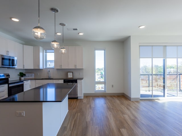 2501 Beacon Hill Image 64