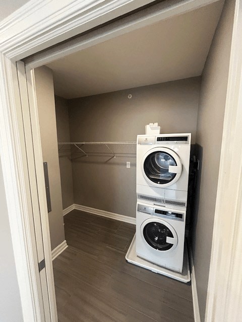 945 Kenmore Avenue Image 11