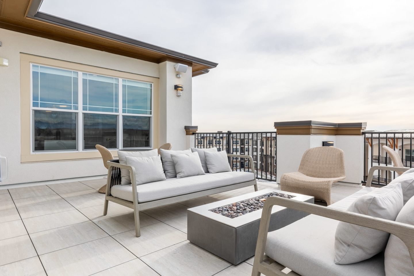 Destination at Arista Apartments Image 3