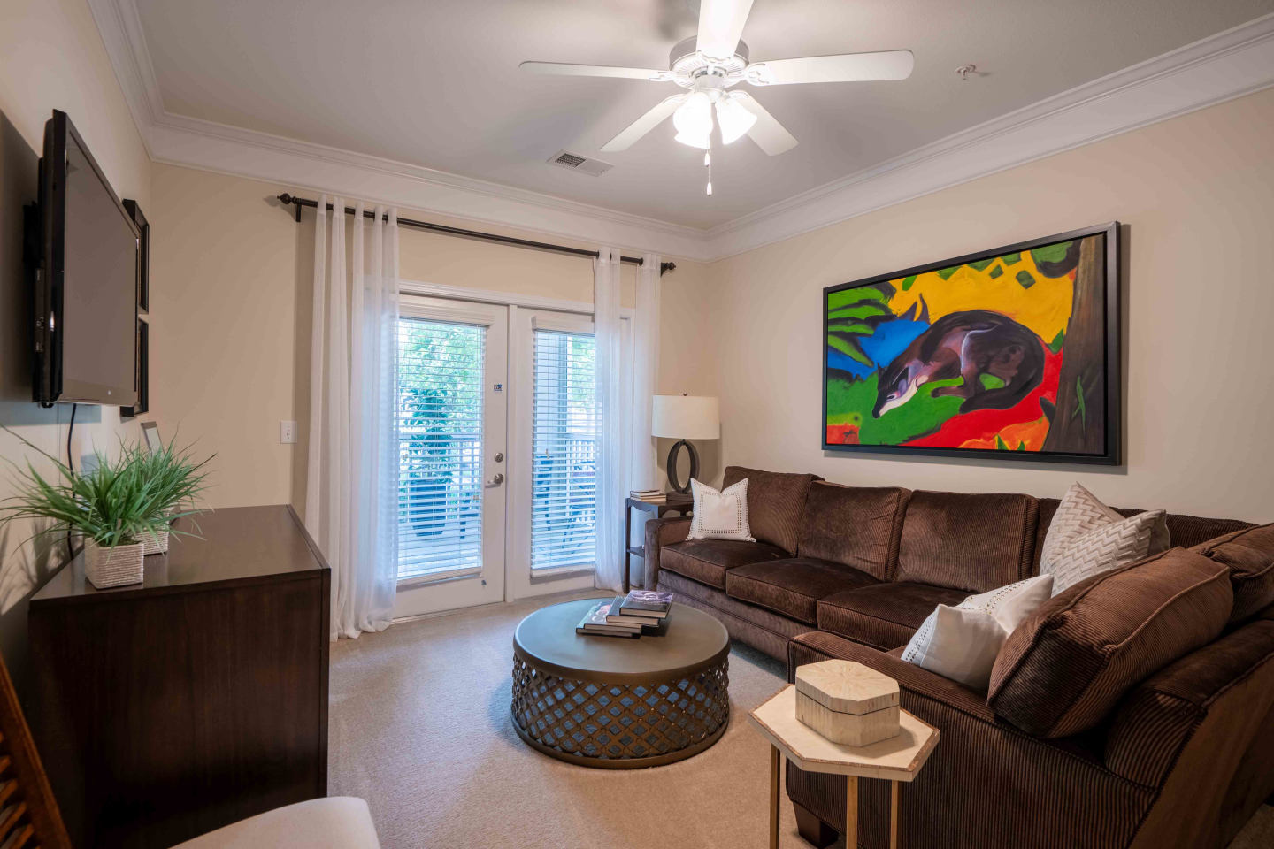 Oasis at Montclair Image 17