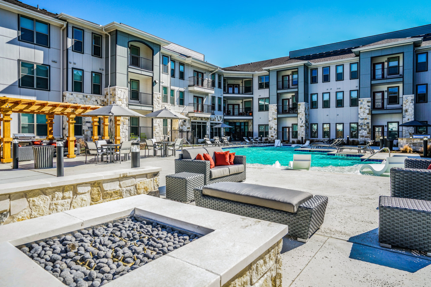 Grand at Manor Image 26