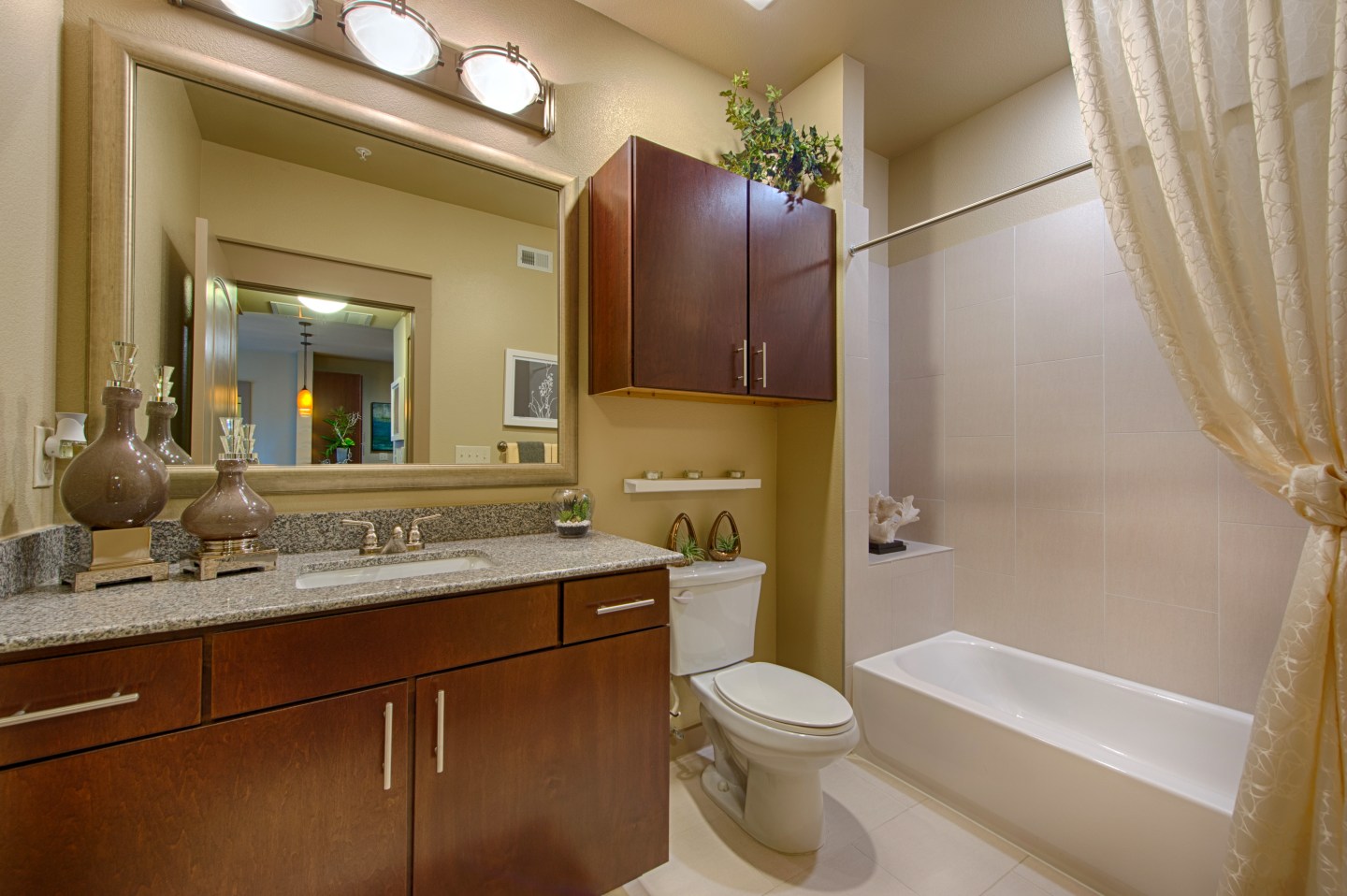 1300 North Post Oak Image 17