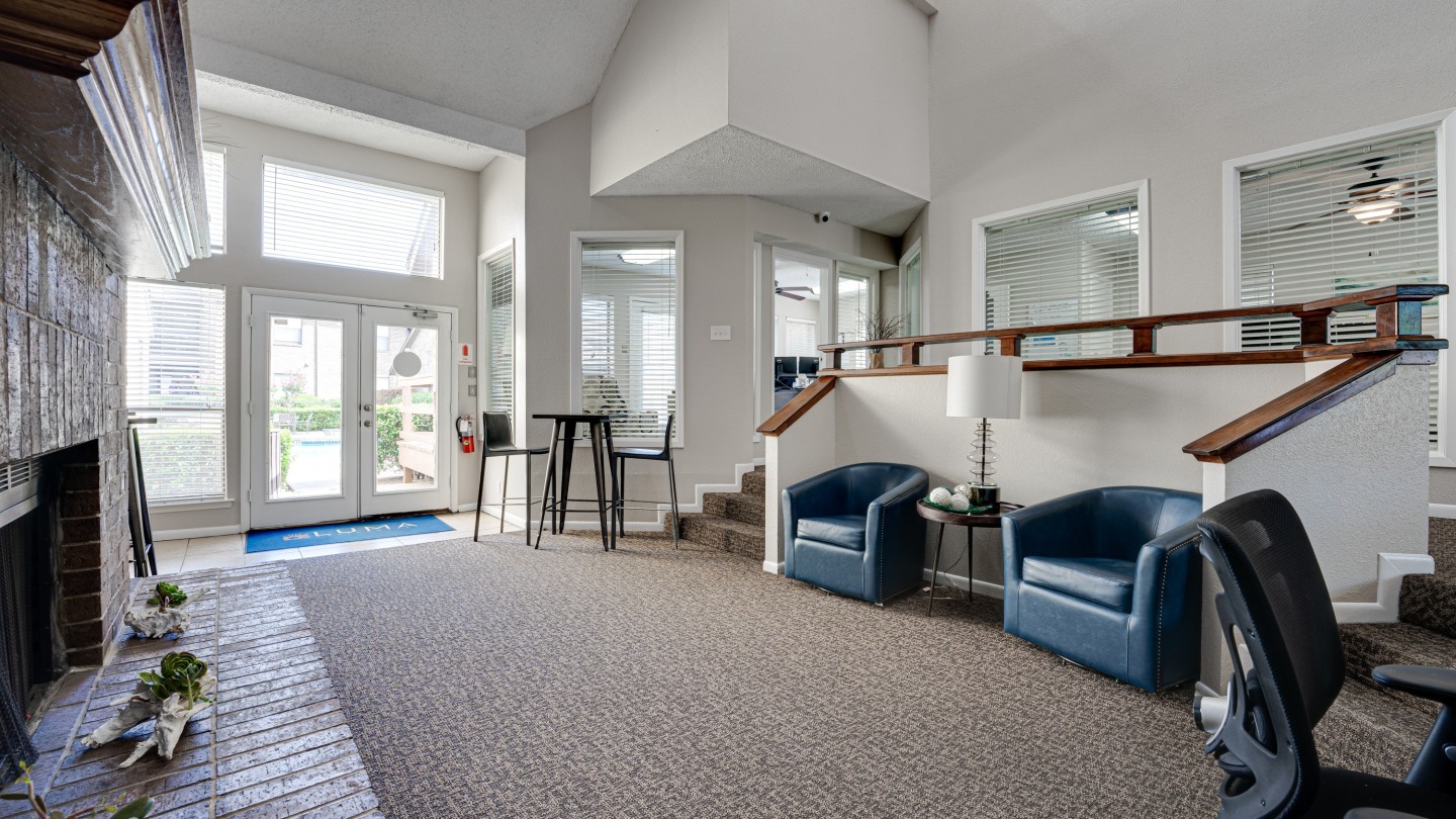 Woodland Hills Image 25