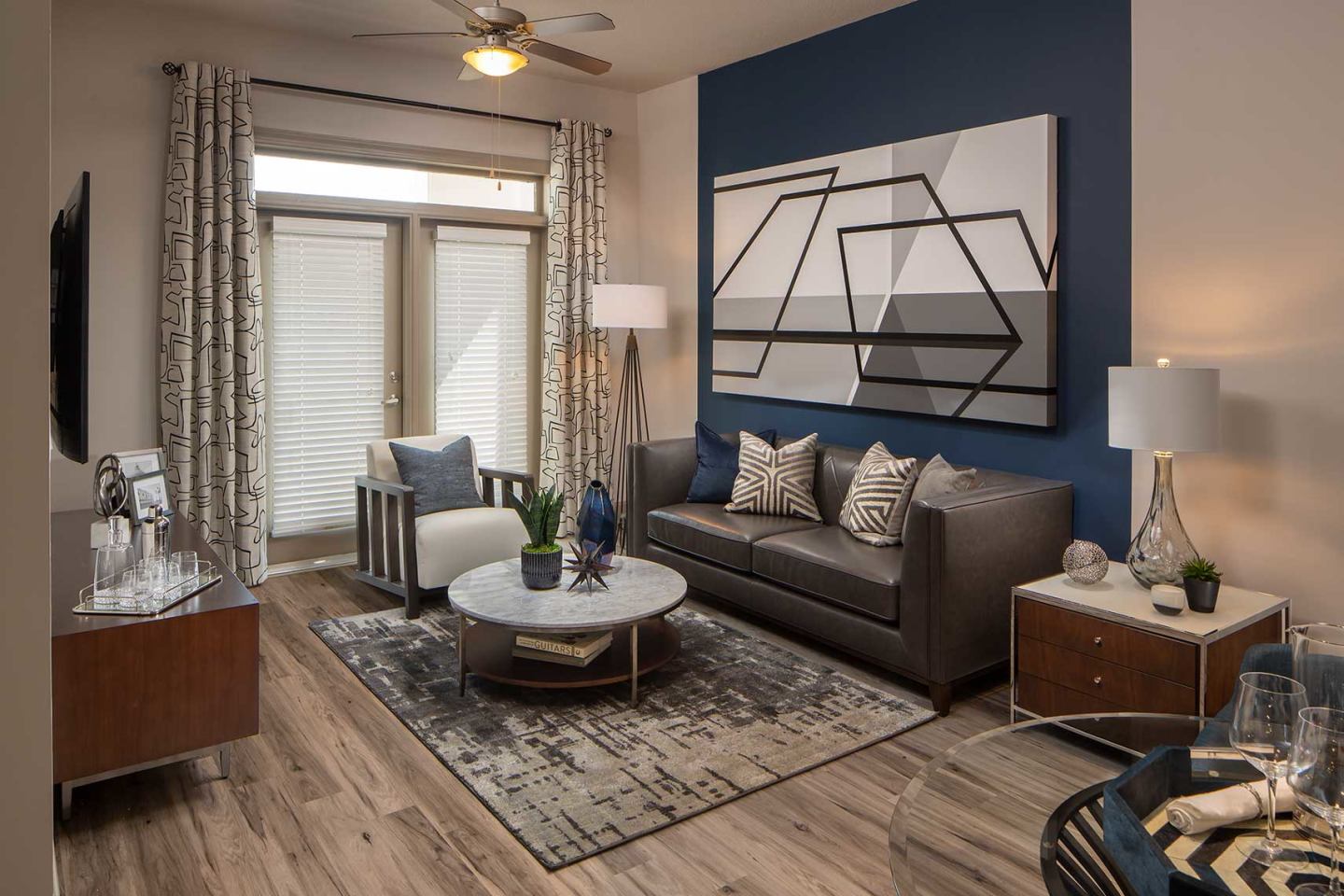 Elle of Buckhead Image 14