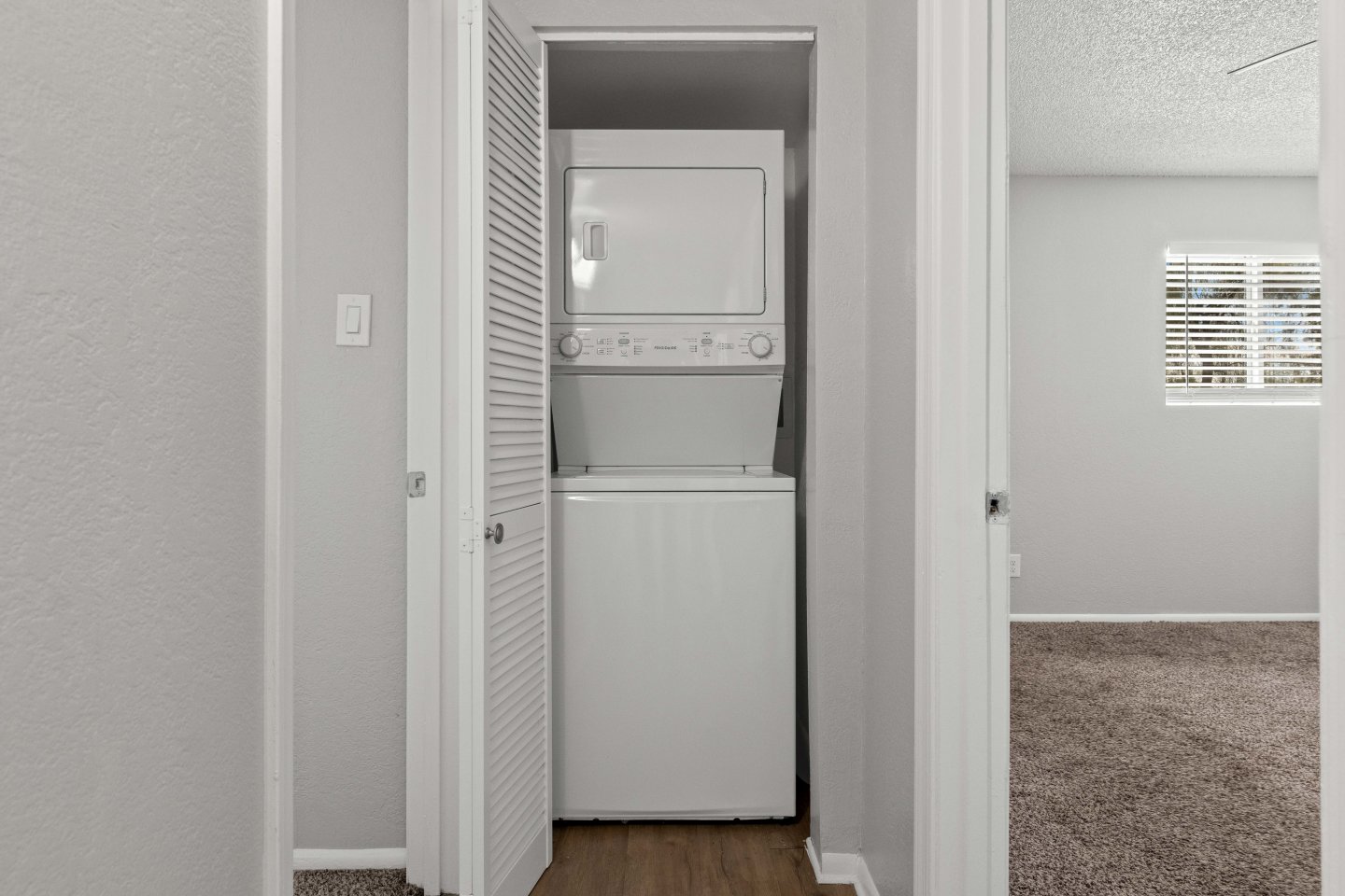 Cornell Apartments Image 13