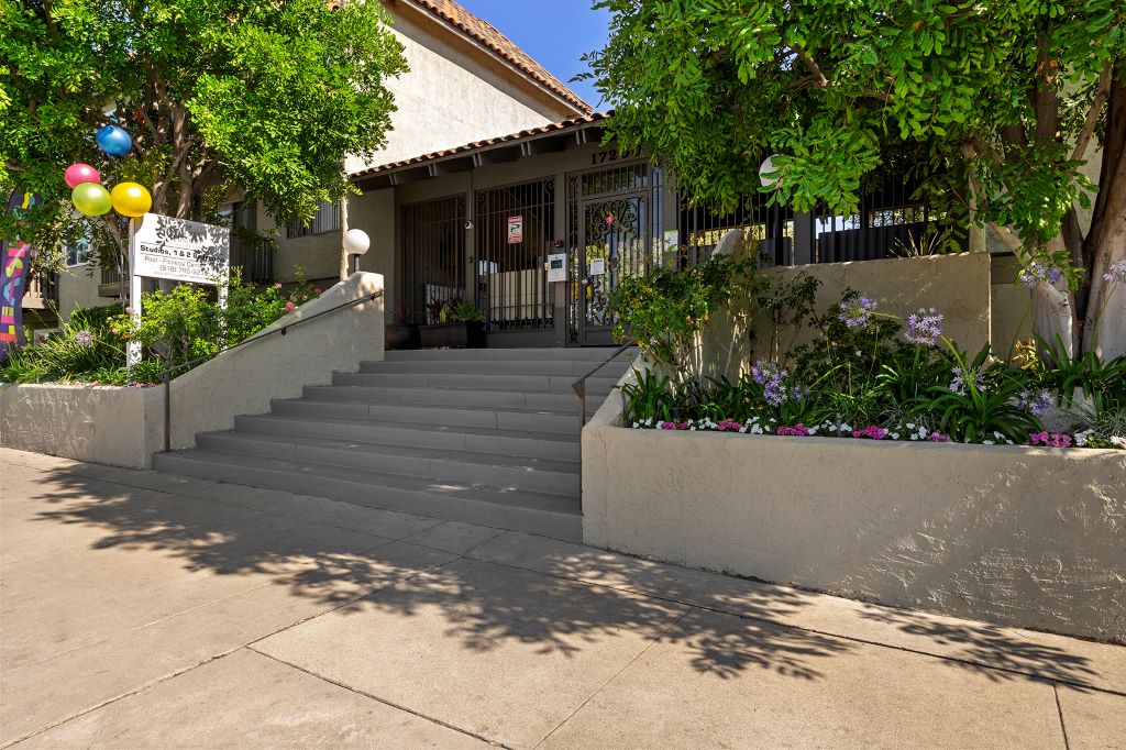 Brookside Terrace Image 7