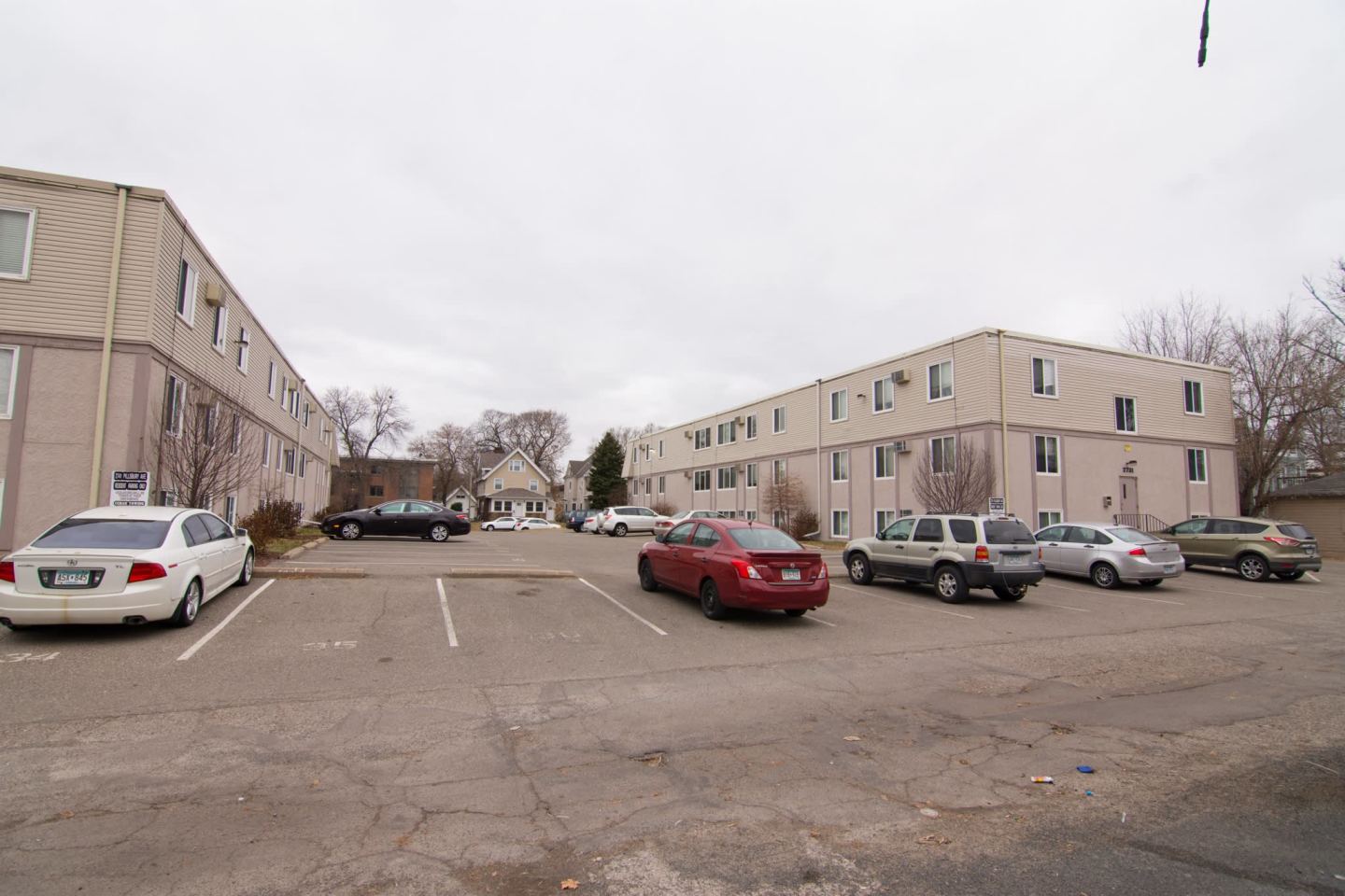 2731 Pillsbury Image 18