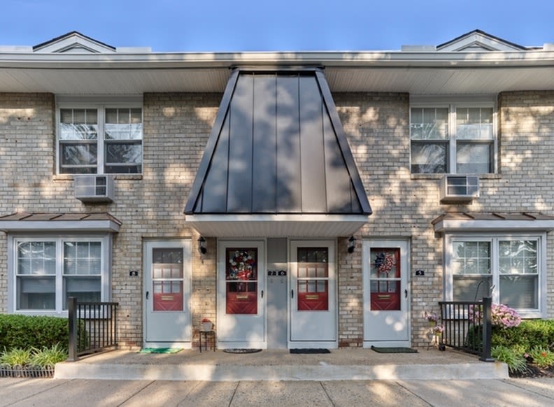 42 West Image 8