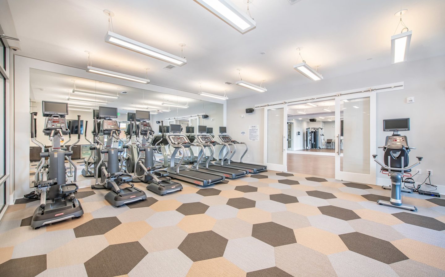 Overture Centennial 55+ Active Adult Apartment Homes Image 11