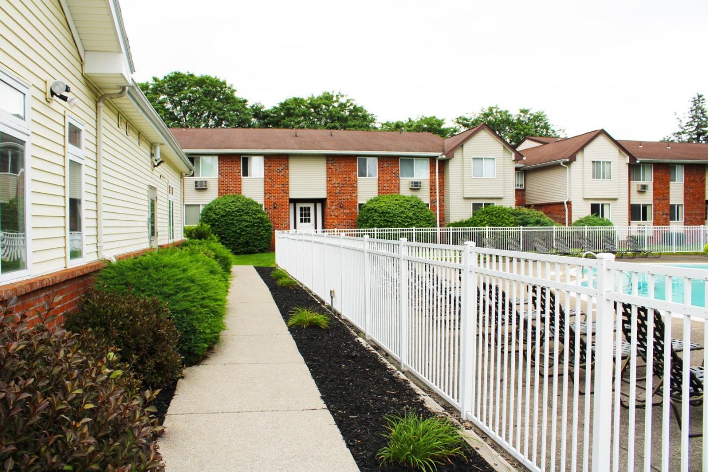 Highview Manor Apartments Image 58