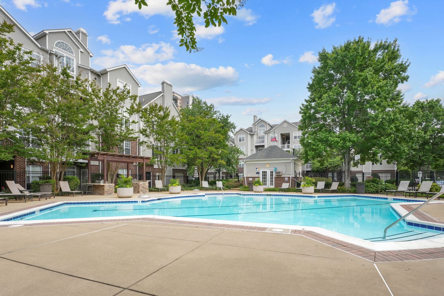 Cameron Court Image 31