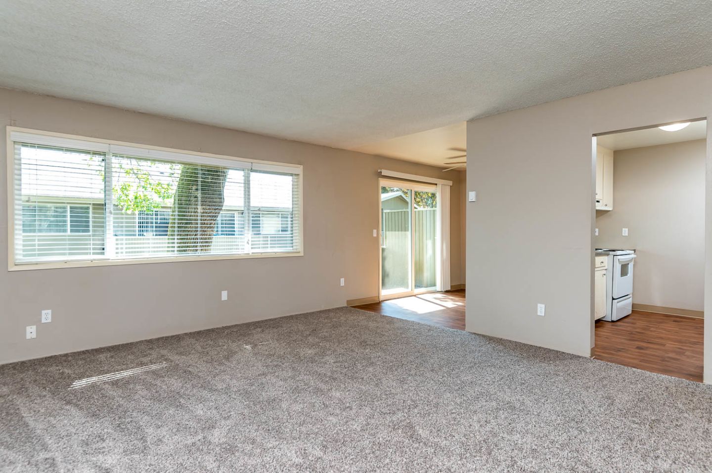 Country Oaks Apartments Image 10