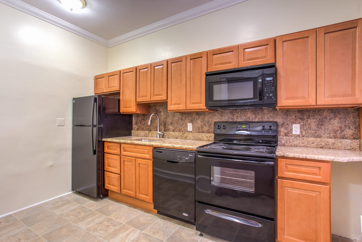 4101 Spruce Street Image 3