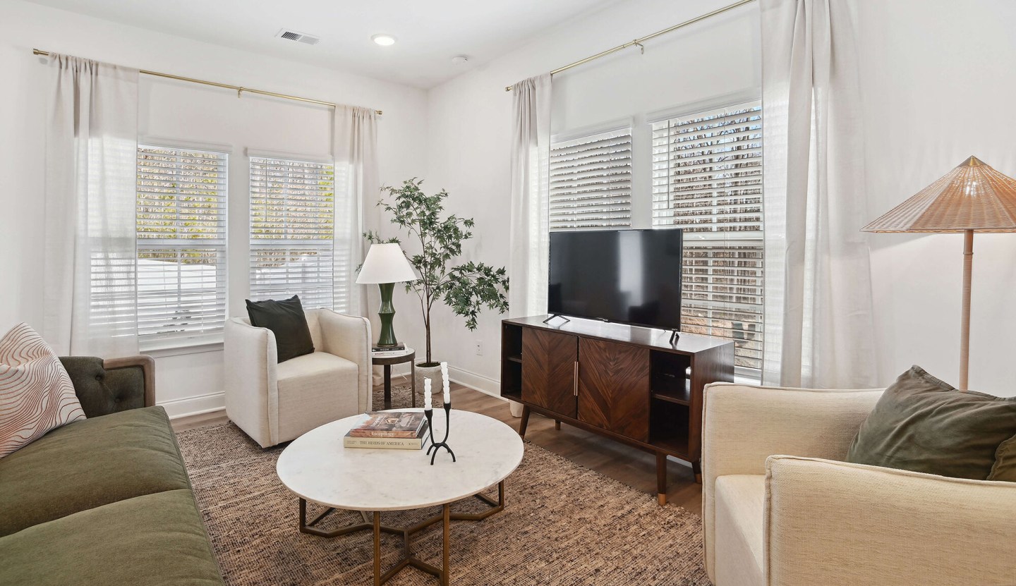 Avery Place Townhomes Image 4