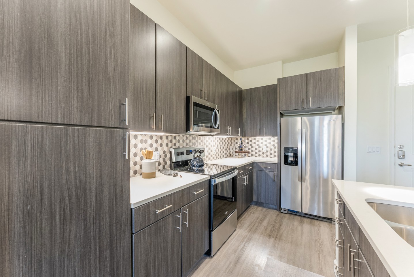 The Residences at 3000 Bardin Image 7