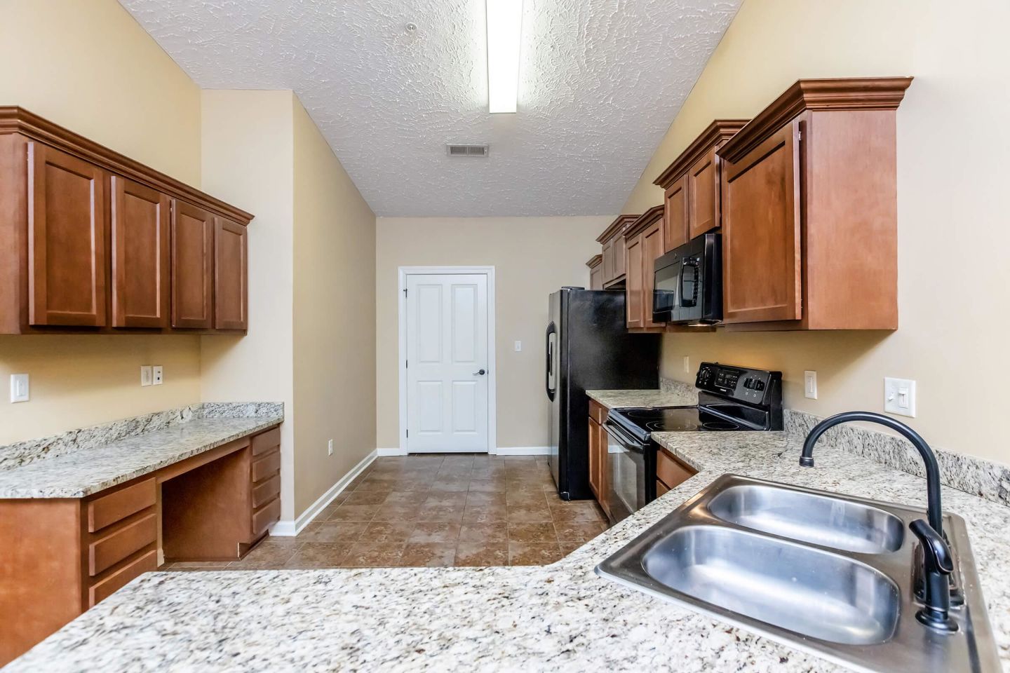 Stonewater Place Image 40