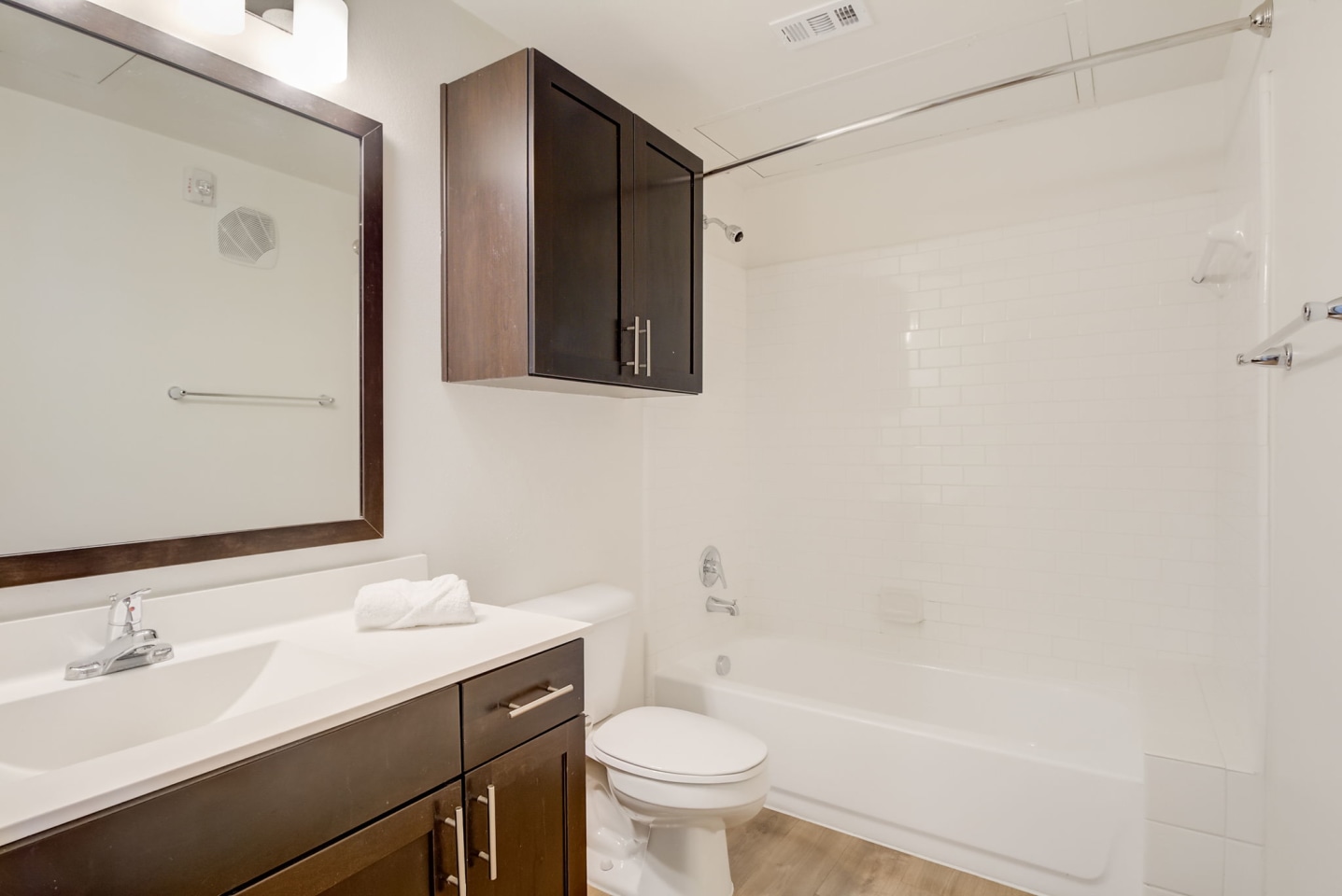 Loft + Row Image 15