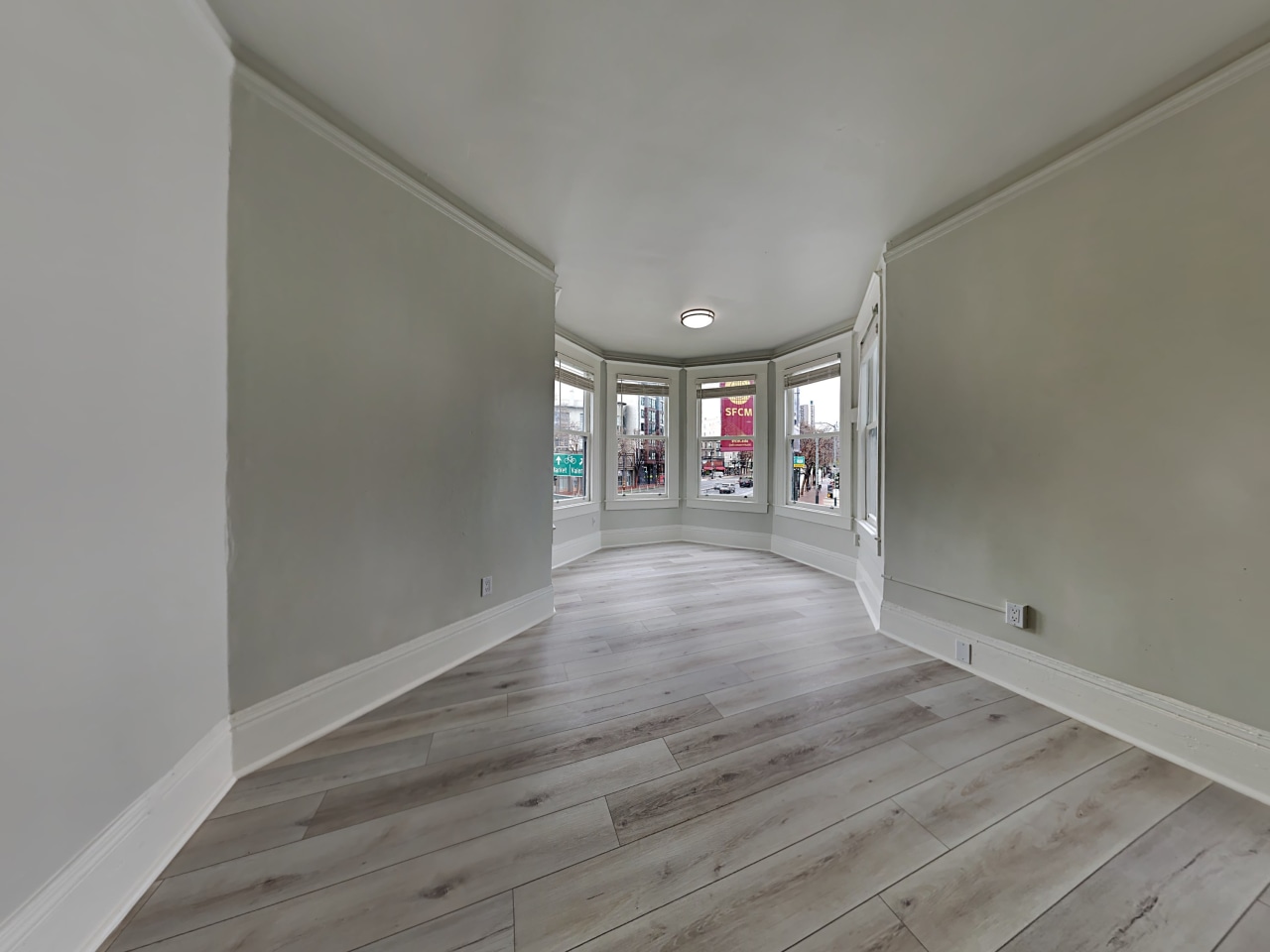 1745 Market Image 4