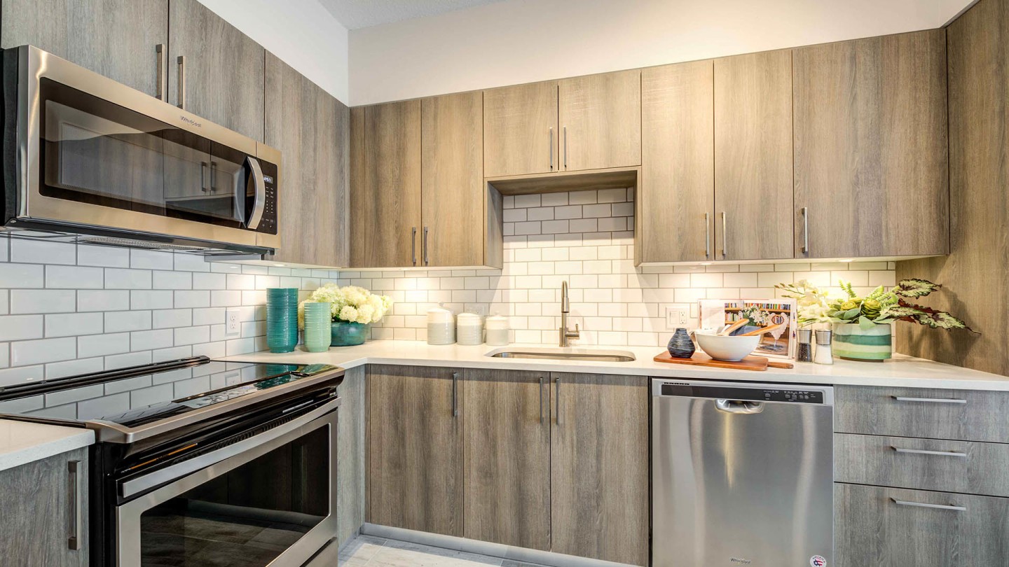 10X Addison Place Image 3