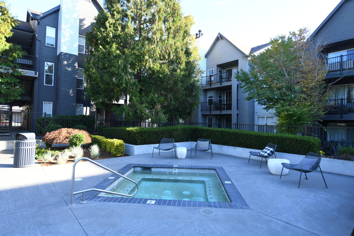 LaSalle Apartments Image 11