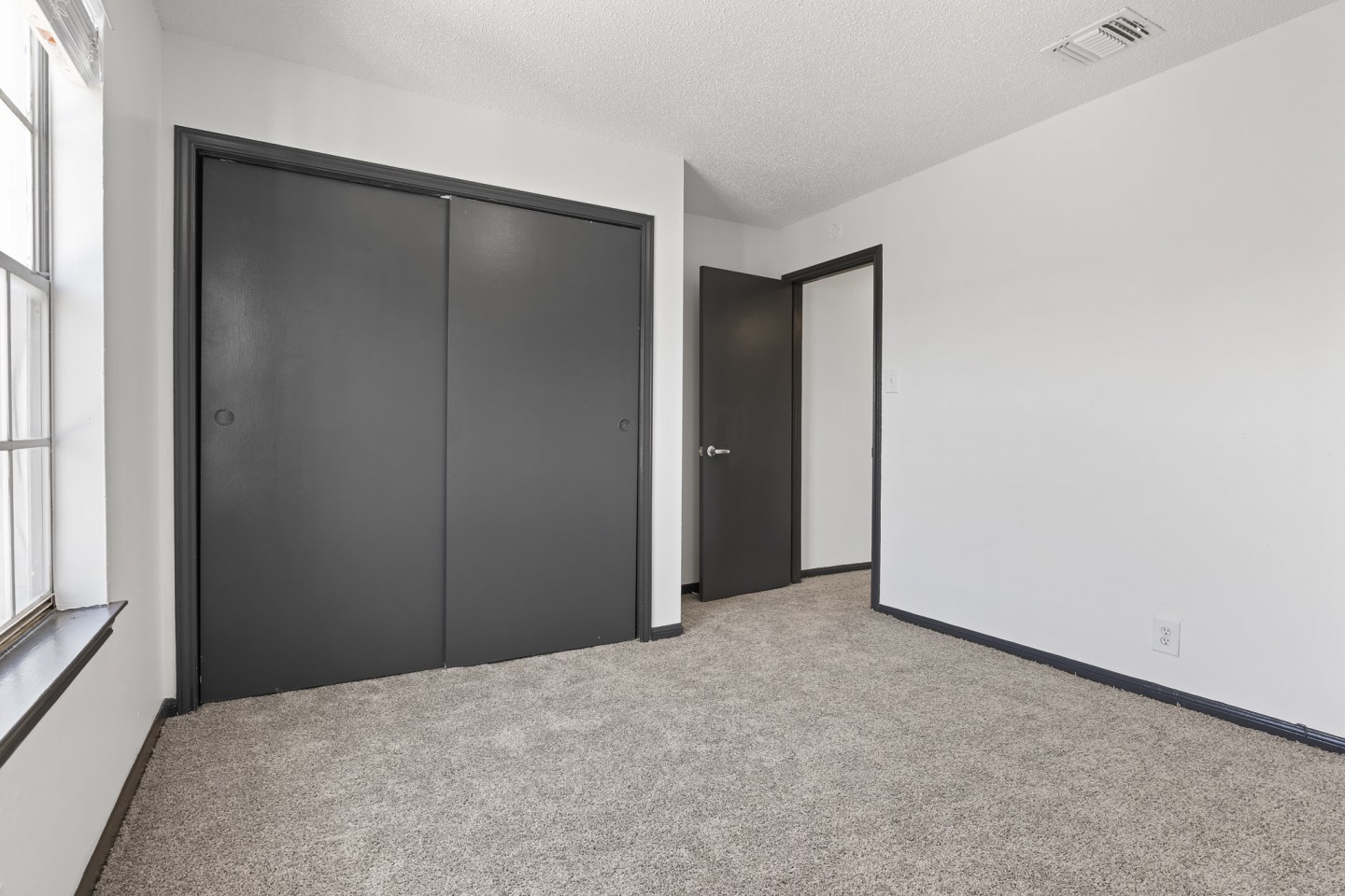 Tradewinds Apartment Homes Image 33