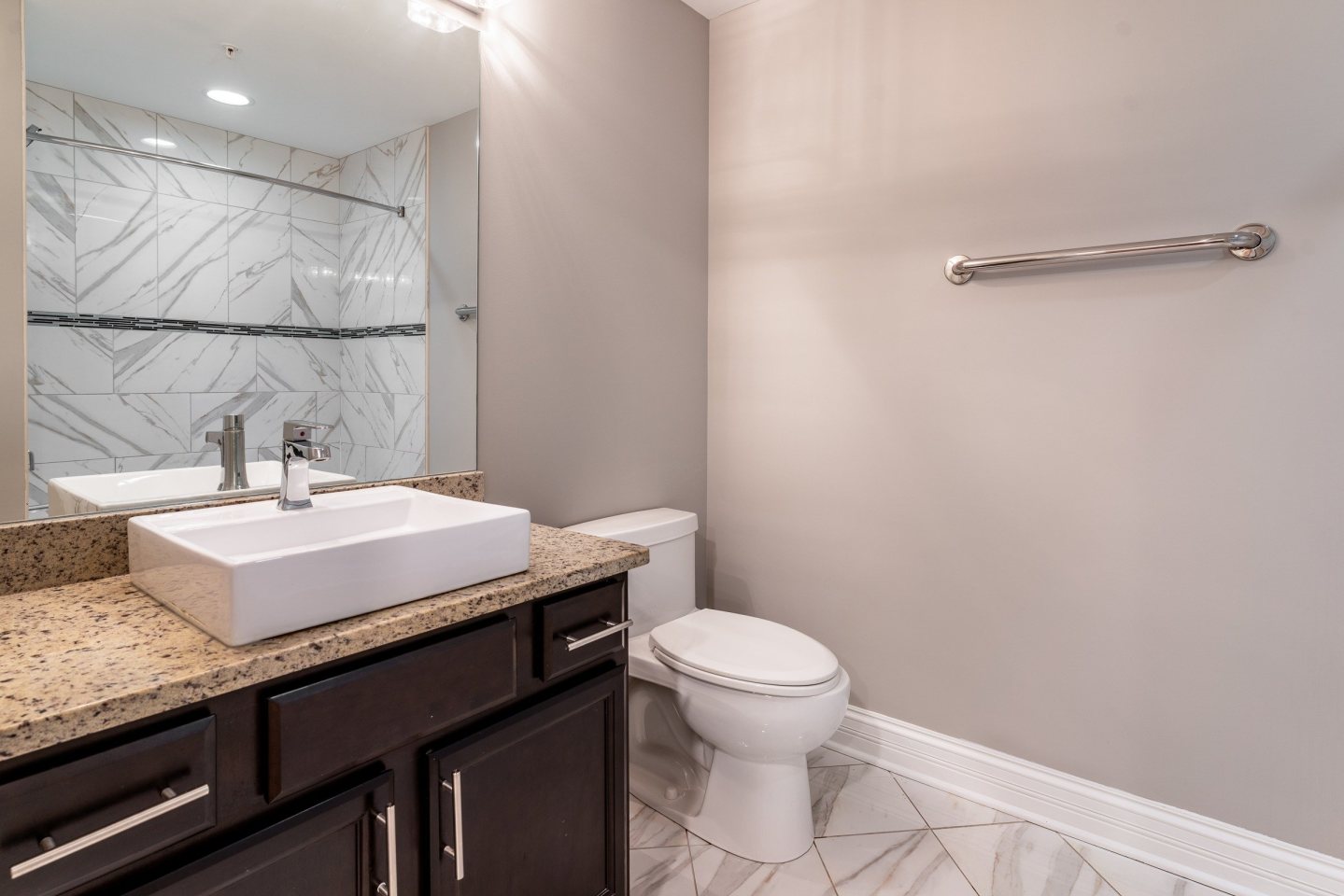 Somerset Place Apartments Image 76