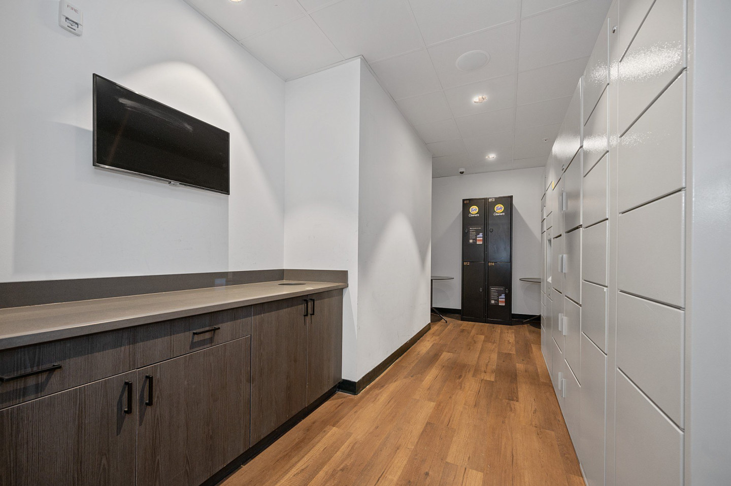 Four23/Hoge Image 56