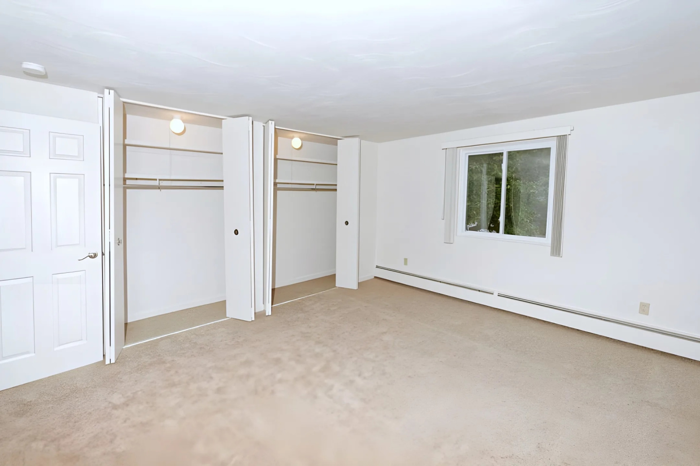 Clover Park Apartments Image 12