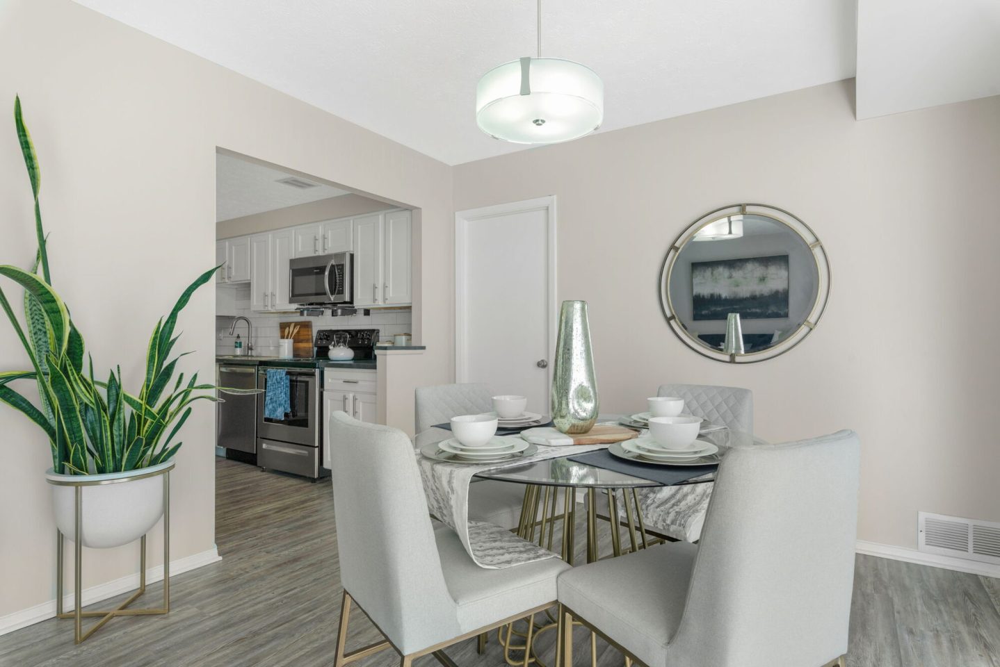 The Vantage Apartments Image 14