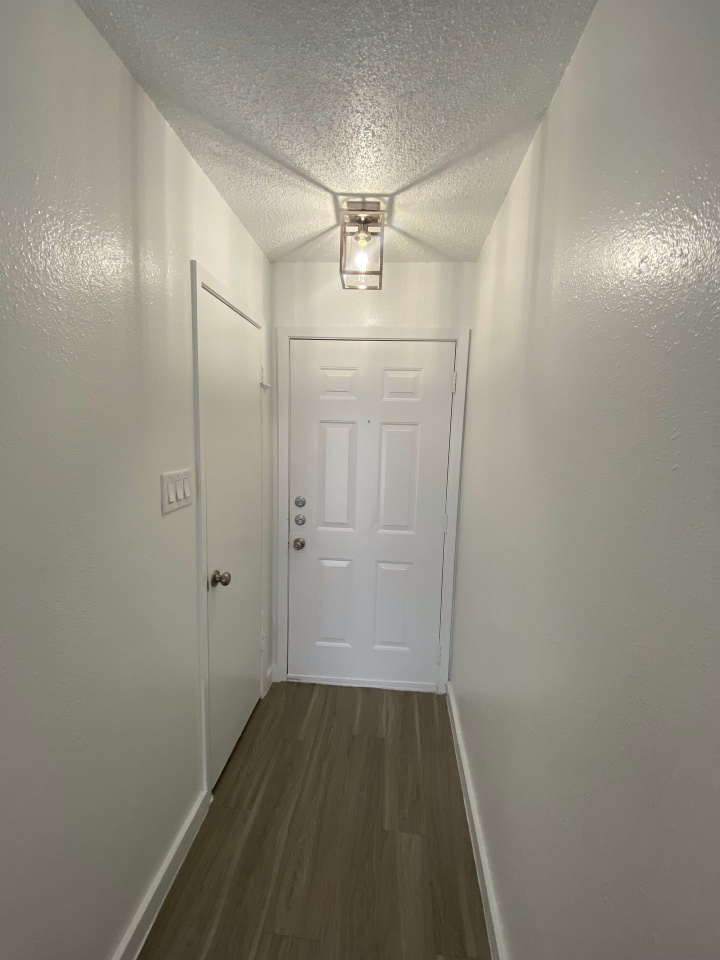 St. Edward's Apartments Image 12