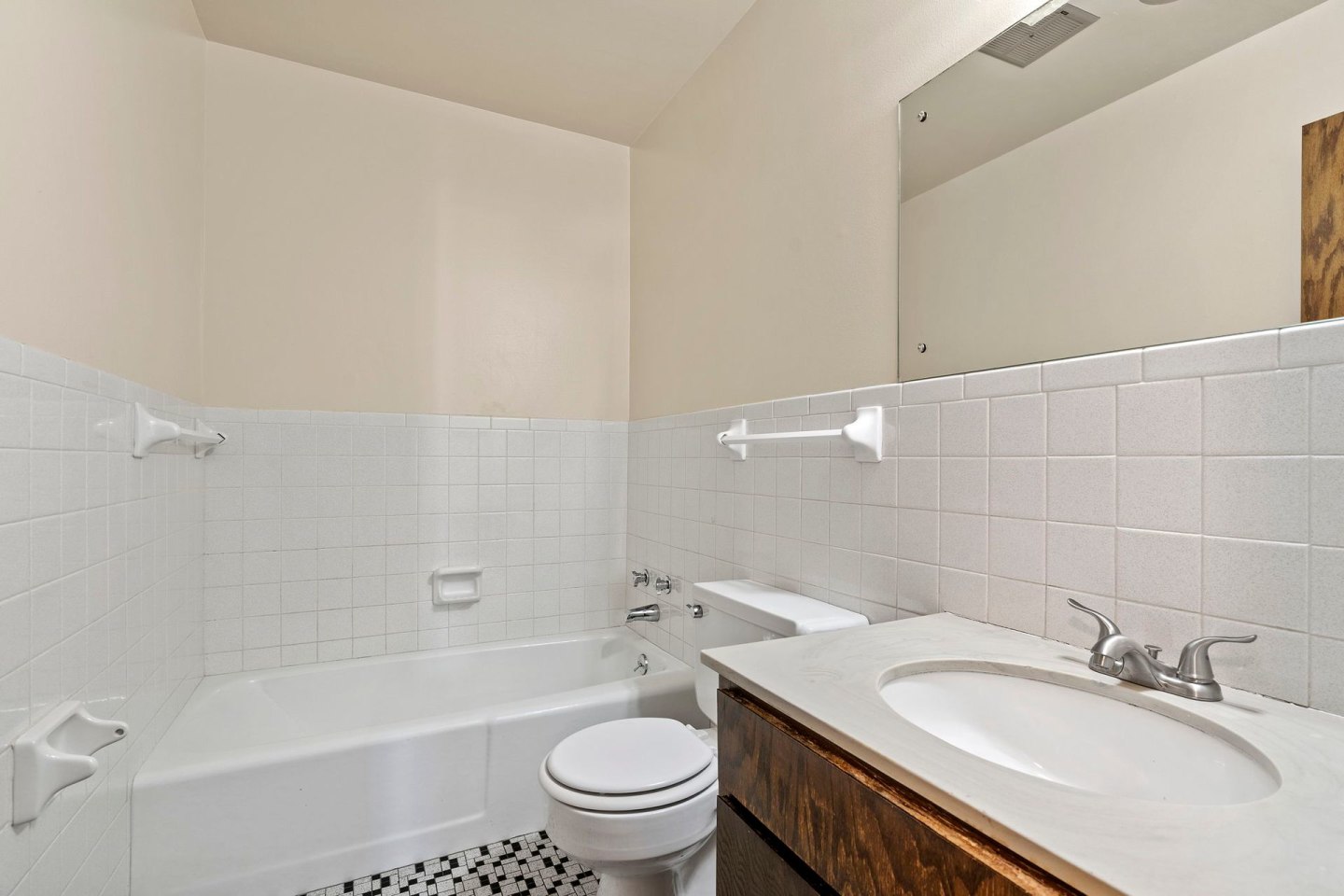 Cedarwood West Apartments Image 7