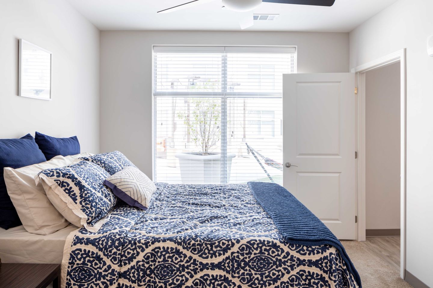 Student Housing - 200 Edgewood Image 36