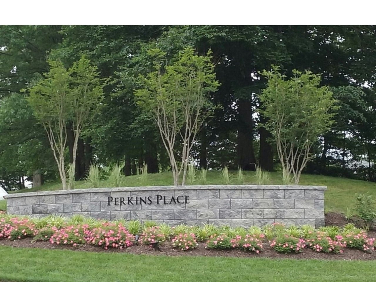 Perkins Place Image 21