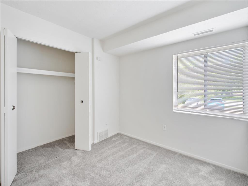 Hummingbird Pointe Image 46