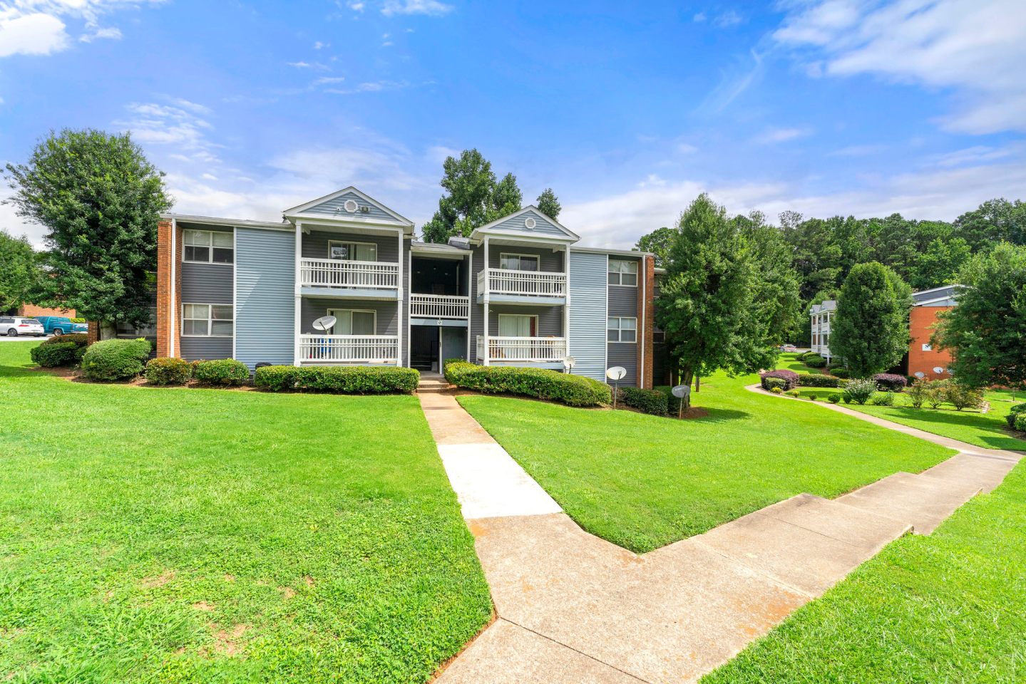 445 Cleveland Image 1
