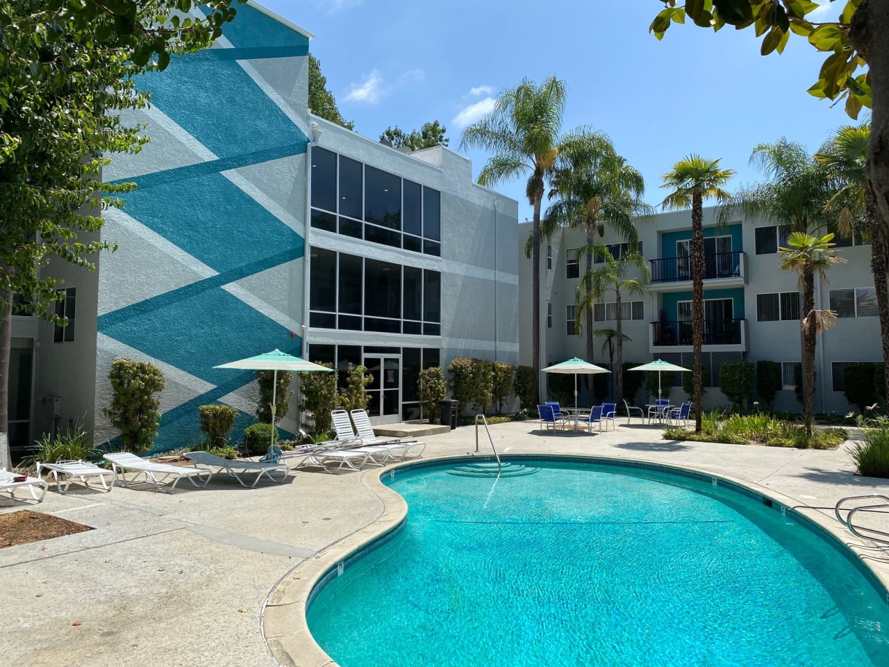 Mila Sherman Oaks Image 3