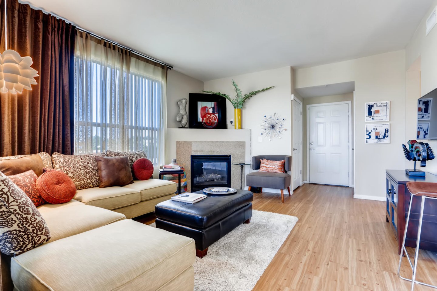 Parker Hilltop  Apartments Image 3
