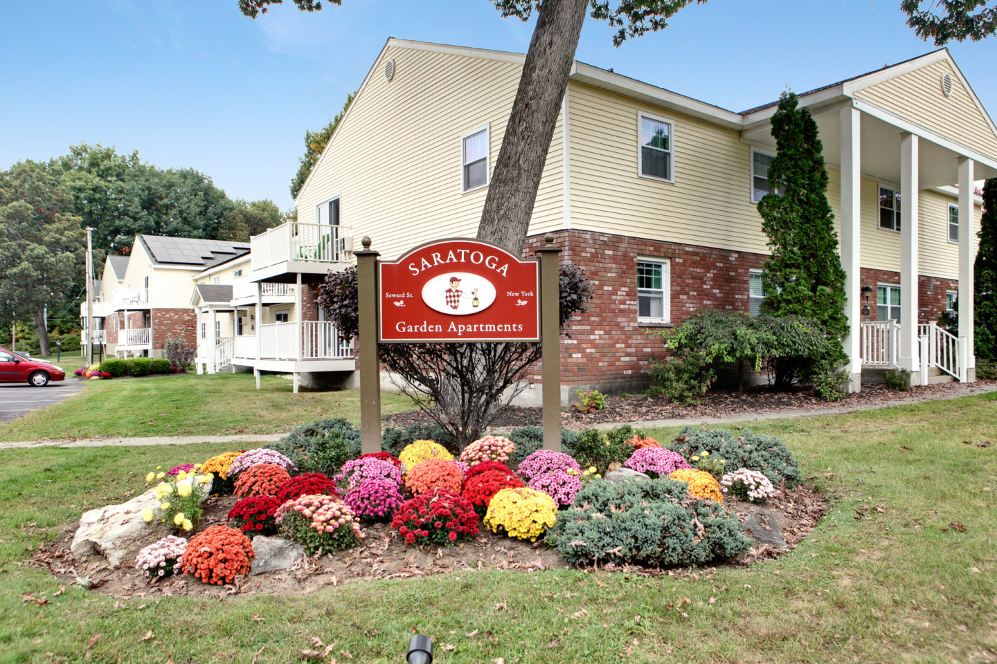 Saratoga Garden Apartments Image 1