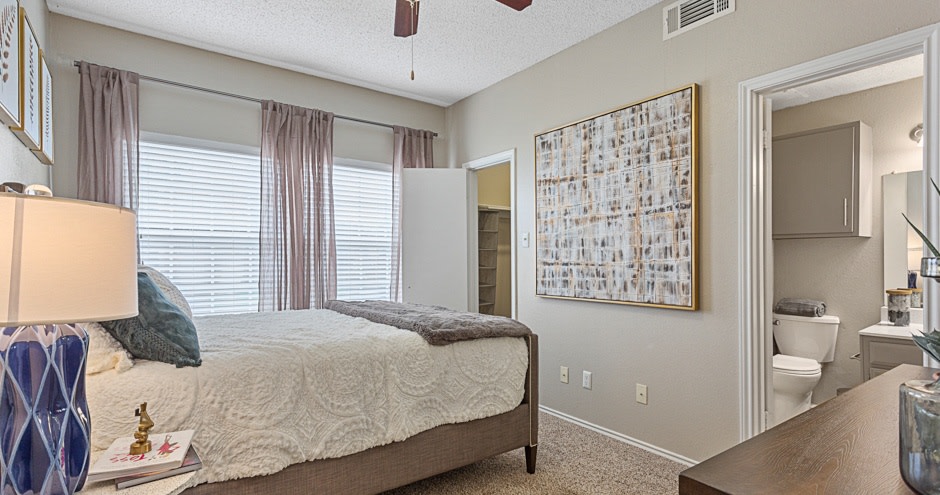 Huntington Meadows Apartment Homes Image 13