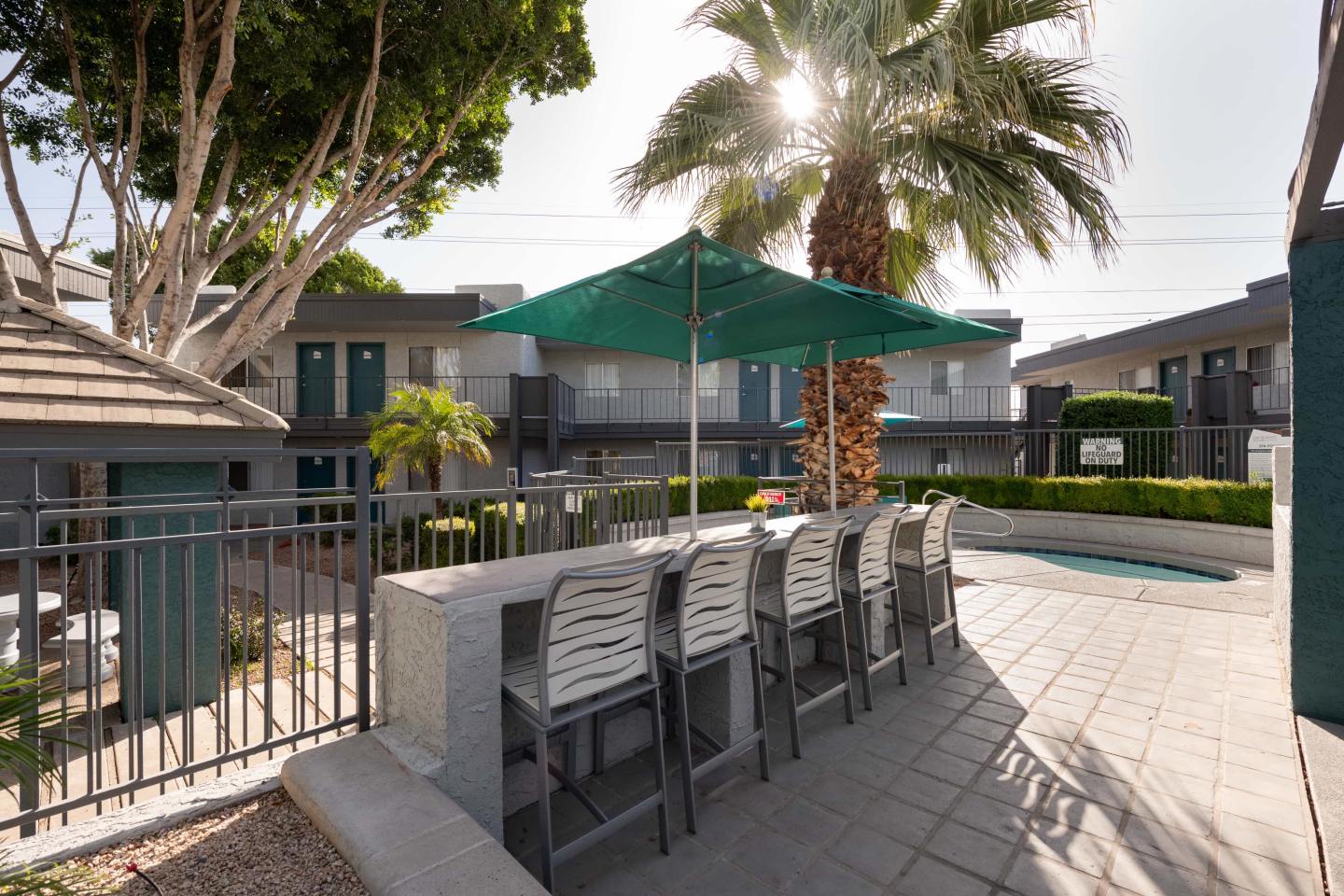 Camelback Cove Apartments Image 1