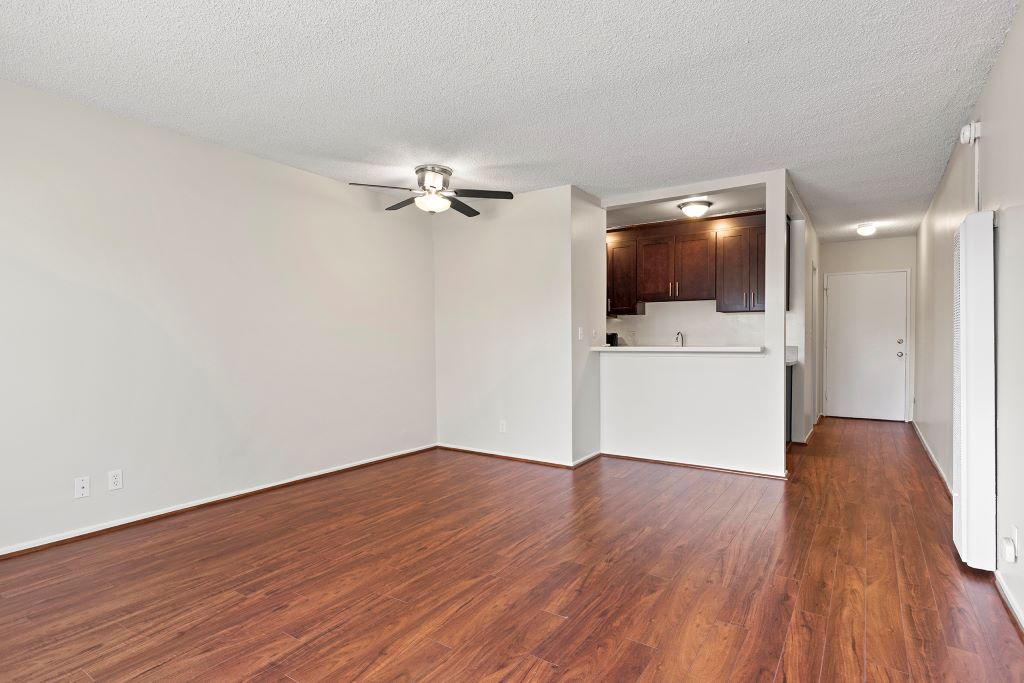 Riverside Apartments Image 23