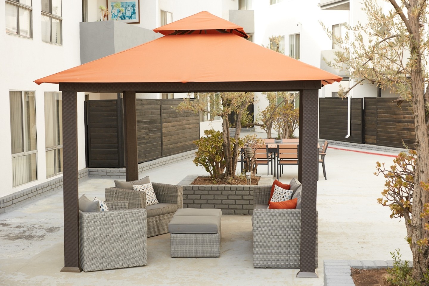 The Highland at Sherman Oaks Image 14