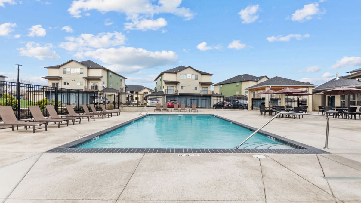 Lark View Village Image 19