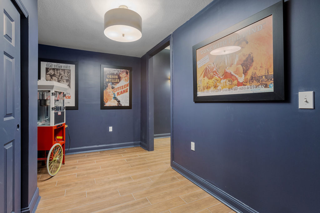 Marble Cliff Commons Image 23
