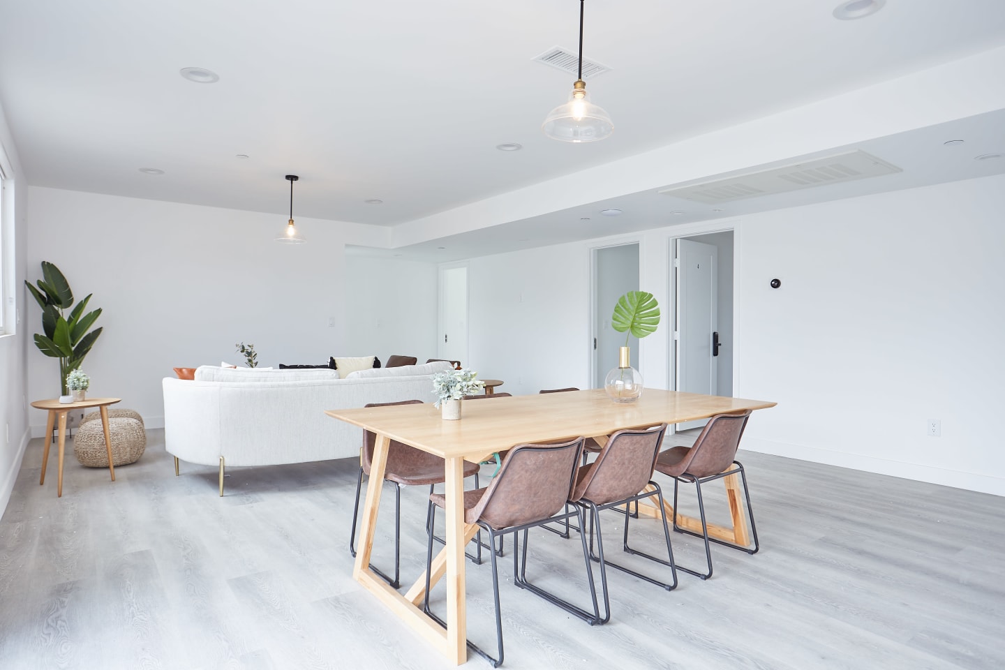 1430 W 37th Street - Co-Living Housing Image 5