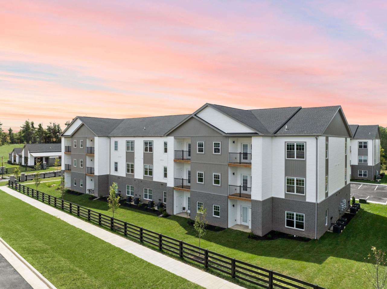 Smyrna Village Apartments Image 37