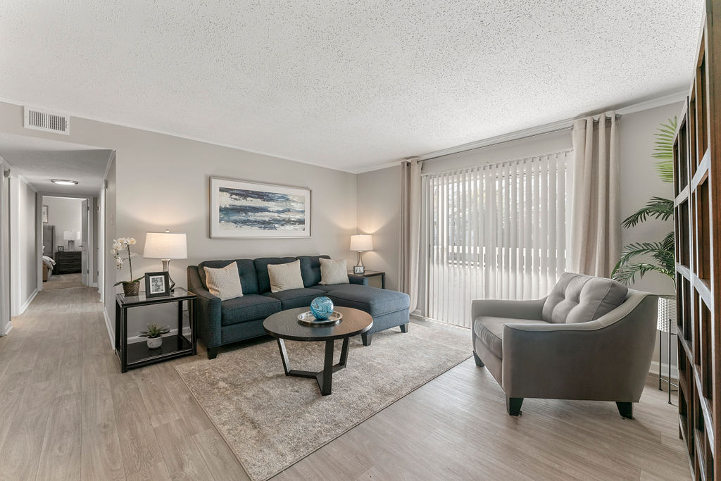 445 Cleveland Image 13