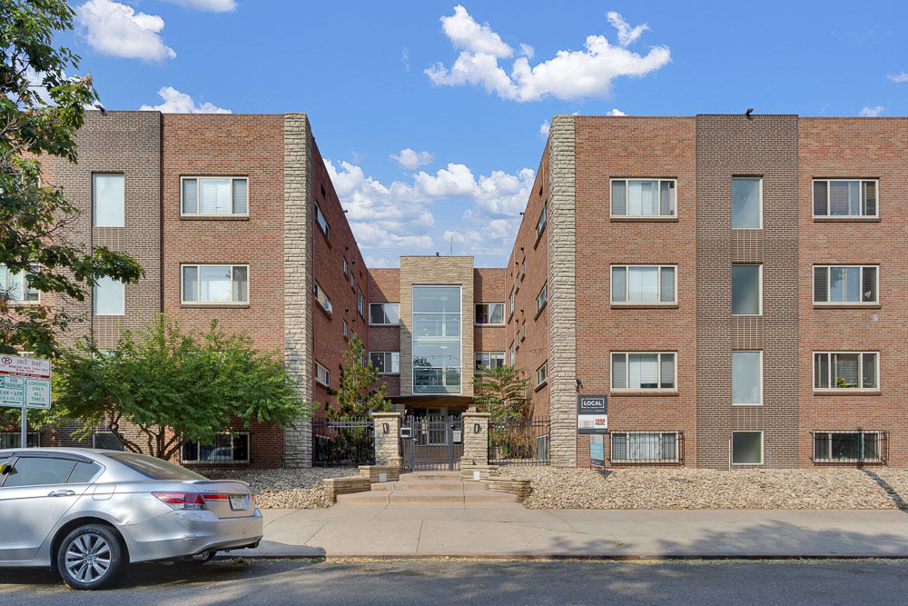 1355 Pearl Image 16